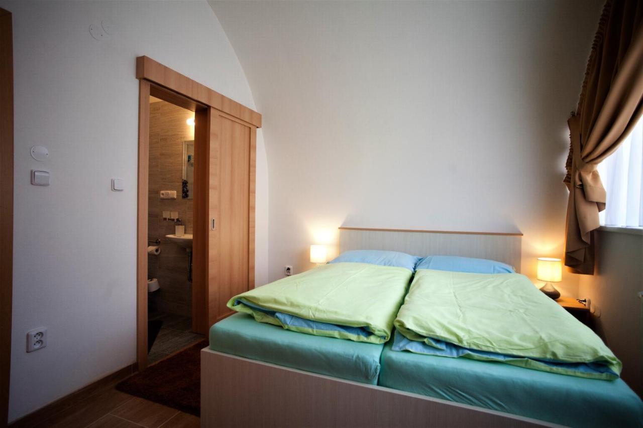 Penzion U Pidly Marianske Lazne Exterior foto