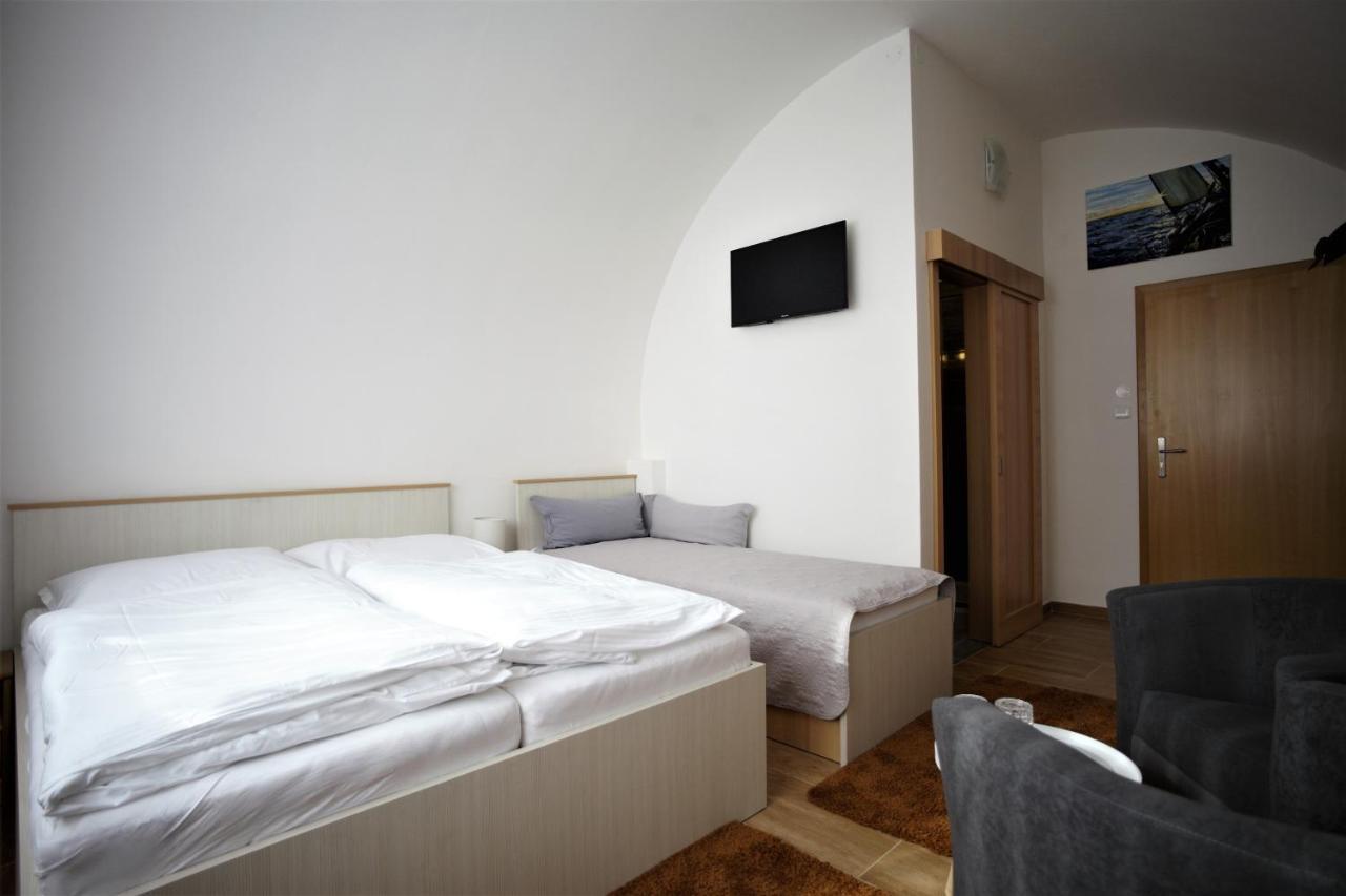 Penzion U Pidly Marianske Lazne Exterior foto